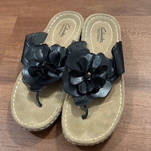 Clarks Black Floral Thong Sandals